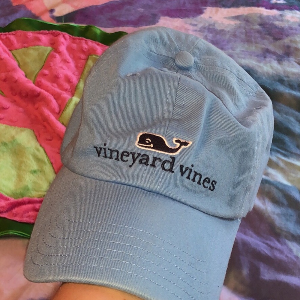 Vineyard Vines hat